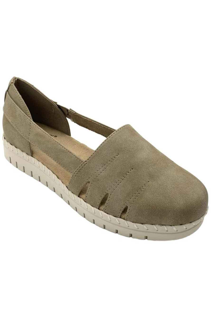 Easy Street Women's Bugsy Comfort Slip-on Flats Natural - Narrow